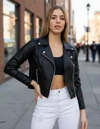 CAMPERA ENGOMADO